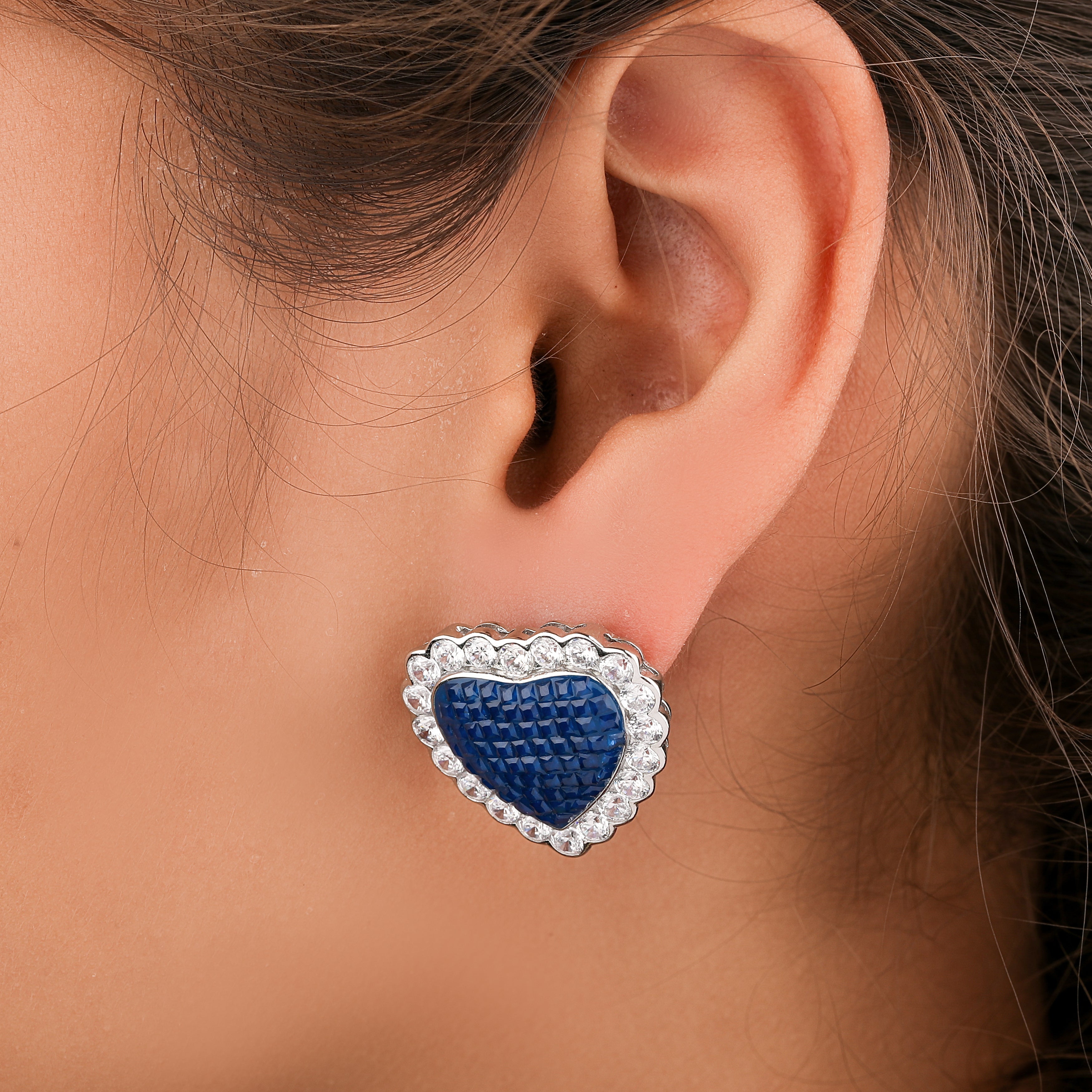 Natural blue sapphire heart pendant necklace gold