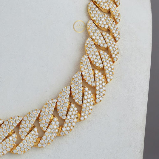 Full Pave Set Thorn Motif Cuban Link Chain Necklace with Moissanite - view 3