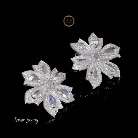 Statement 14K Gold Floral Stud Earrings Rose Cut Diamond Design - view 3