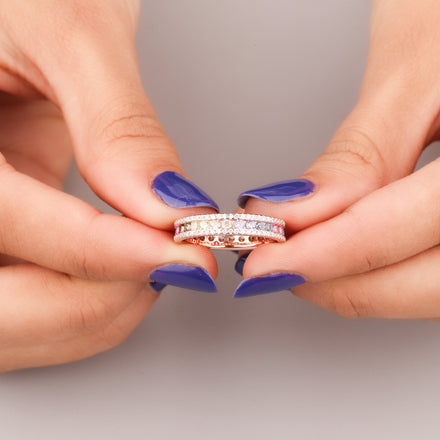 Round Cut Natural Sapphire Diamond Ring Luxury