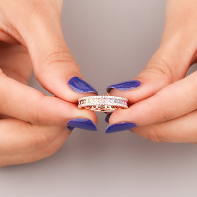 Round Cut Natural Sapphire Diamond Ring Luxury