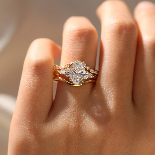 Oval Cut Moissanite Wedding Bridal Ring Set - view 4