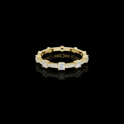 Round Lab Diamond Station Eternity Band