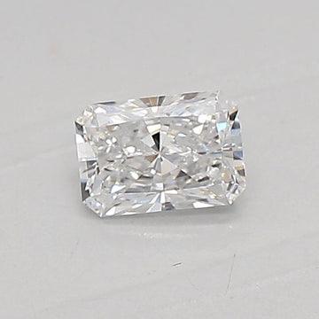 Excellent 0.31 CT Radiant Shape D Color VVS2 Clarity Lab Grown Diamond For Shared Quiet