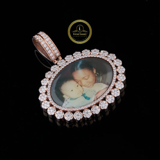Mother Son Picture Pendent with Lab Grown Diamond with Two Tone By Ivevar