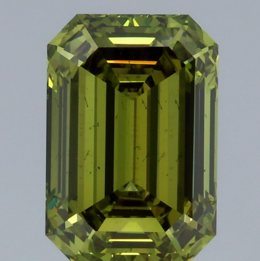 Designer Of 3.06 CT Emerald Shape Fancy Vivid Green Color VS2 Clarity Lab Grown Diamond For One Wish