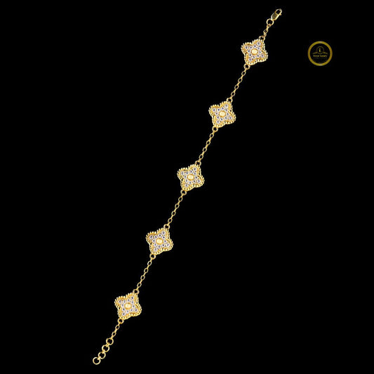 Round Cut Lab Grown Diamond Clover Chain Bracelet - view 3