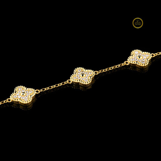 Round Cut Moissanite Clover Chain Bracelet - view 4