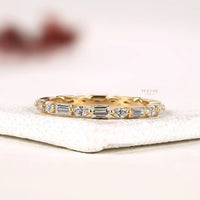 Emerald & Oval Alternative Moissanite Diamond Eternity Wedding Band