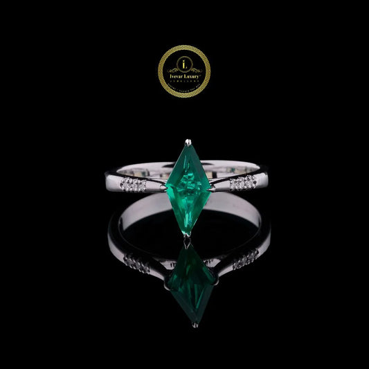 1 CT Green Kite-Cut Lab Grown Diamond Ring by Ivevar