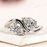 5.00 TWC Infinity Twist Pear Cut Moissanite Diamond Ring Elegant Dual Stone Luxury Ring for Timeless Love