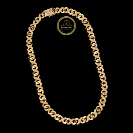 Textured Interlocking Link Chain Necklace with Pave Set Lab Diamonds on Clasp