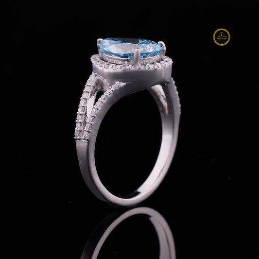 Gorgeous 18K Gold Lab Grown Diamond Bridal Ring Jewelry