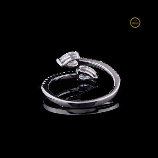 Sparkling Bridal Dream Moissanite Diamond Ring Sterling Silver with High Quality