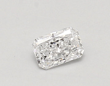 Shiny 0.34 CT Radiant Shape D Color VS1 Clarity Lab Grown Diamond For Quiet Spark