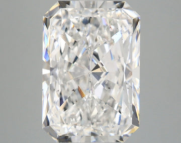 Luxury 4.77 CT Radiant Shape E Color SI1 Clarity Lab grown Diamond For No Rush