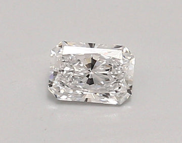 Marvelous 0.39 CT Radiant Shape D Color VS1 Clarity Lab Grown Diamond For Clear Path