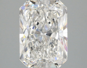 Dazzling 2.38 CT Radiant Shape E Color SI1 Clarity Lab grown Diamond For New Light