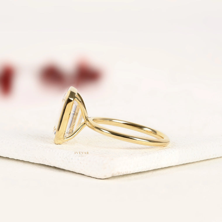 Emerald Cut Moissanite Bezel Set Solitaire Ring - view 2