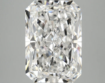 Premium 4.86 CT Radiant Shape E Color SI1 Clarity Lab grown Diamond For Clear Eyes