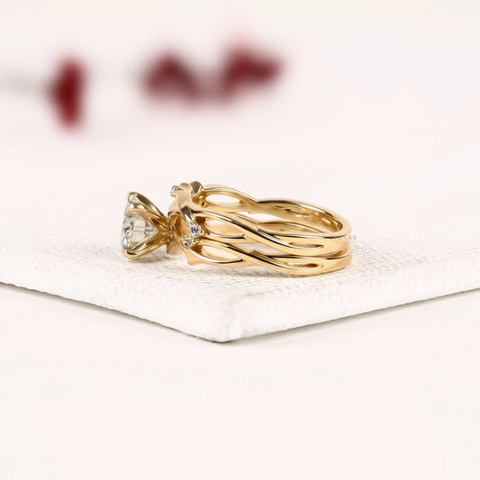 Round Cut Moissanite Diamond Bridal Ring Set with Nature-Inspired Leaf Vine Band