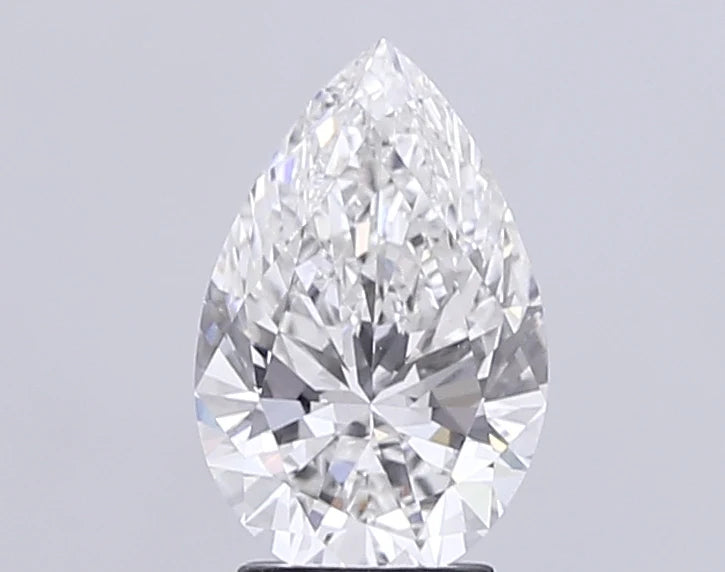 Classic 3.06 CT Pear Shape F Color VS1 Clarity Moissanite Diamond For Still Flame