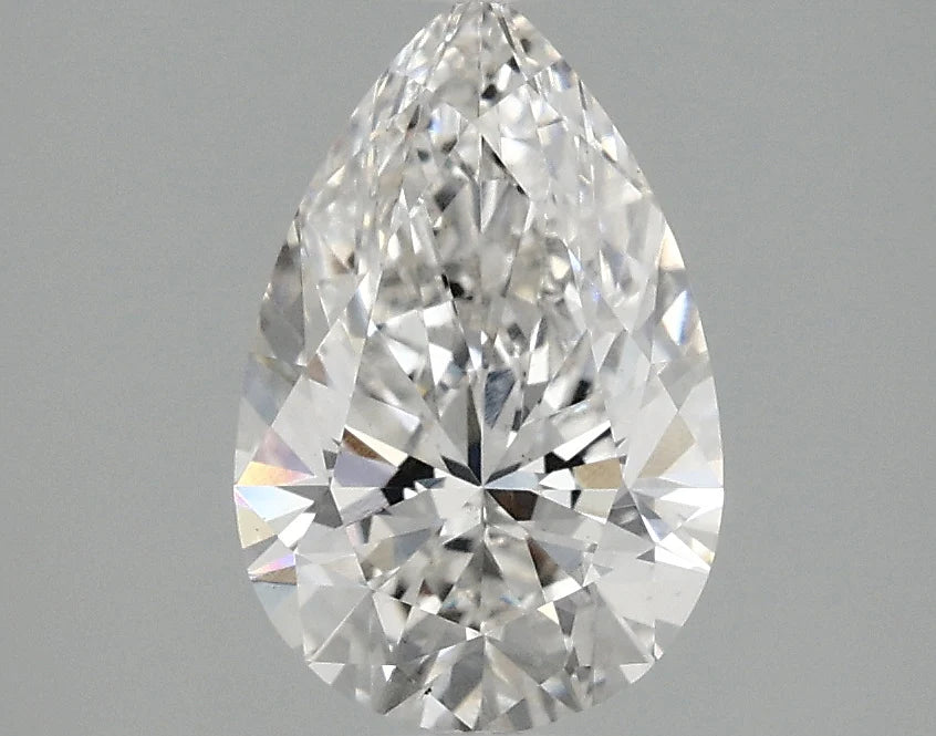 Custom Luxury 1.59 CT Pear Shape F Color VS2 Clarity Moissanite Diamond For Bright Side