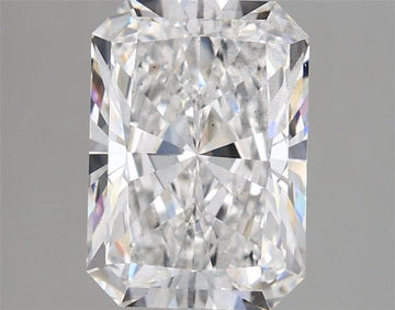 Luxurious 2.49 CT Radiant Shape E Color SI1 Clarity Lab grown Diamond For True Grace