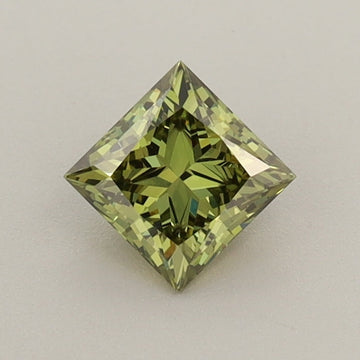 Stunning 0.52 CT Princess Shape Fancy Vivid Green Color VVS2 Clarity Lab Grown Diamond For Her Trace