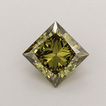 Fine 0.57 CT Princess Shape Fancy Vivid Green Color VVS2 Clarity Lab Grown Diamond For First Ease