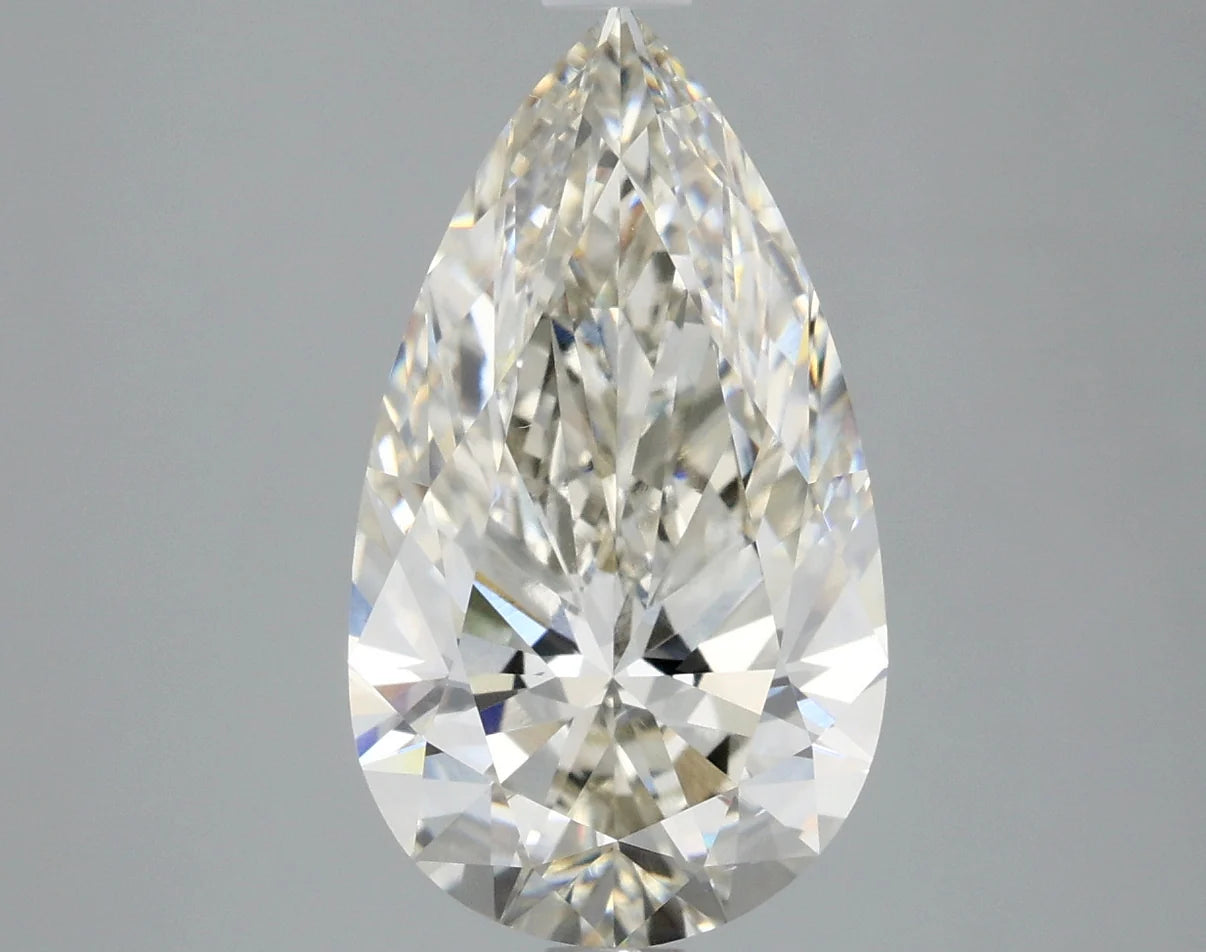 Excellent 3.60 CT Pear Shape H Color VS1 Clarity Moissanite Diamond For Cocktail Ring