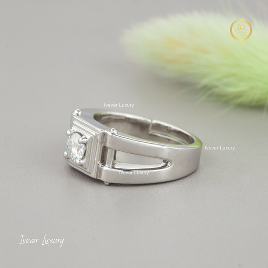 925 Pure Silver Moissanite Diamond Ring by Ivevar