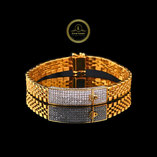 Full Gold Men Unique Braclate in Lab Grown Diamond by Ivevar.