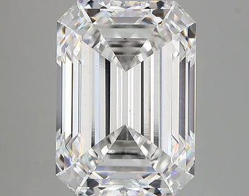 Minimalist Of 4.44 CT Emerald Shape D Color VS1 Clarity Moissanite Diamond For Special Moment