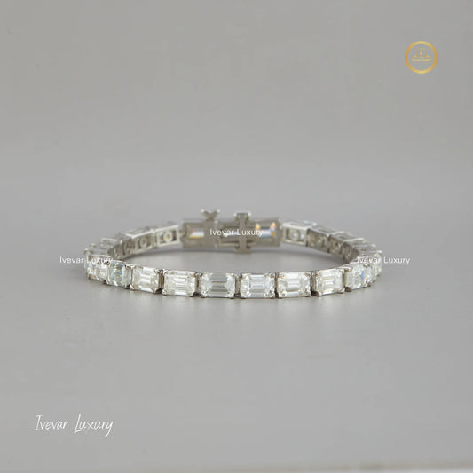 Luxury Natural Diamond Bangle Bracelet by Ivevar