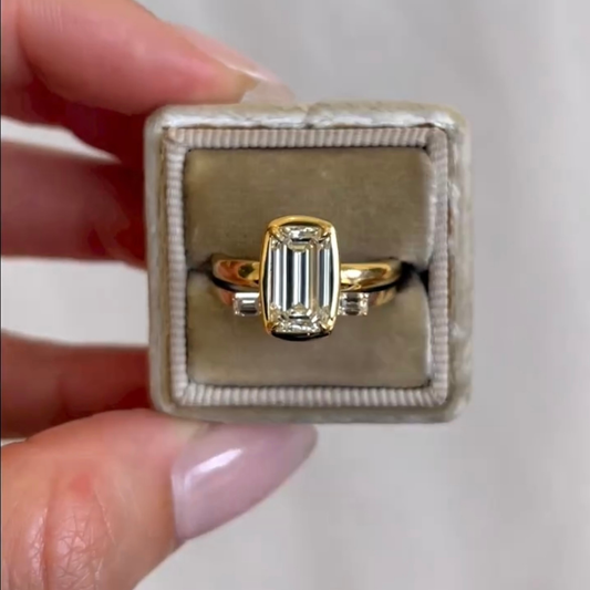 Baguette Moissanite Bridal Ring with Emerald Side Stones - view 4