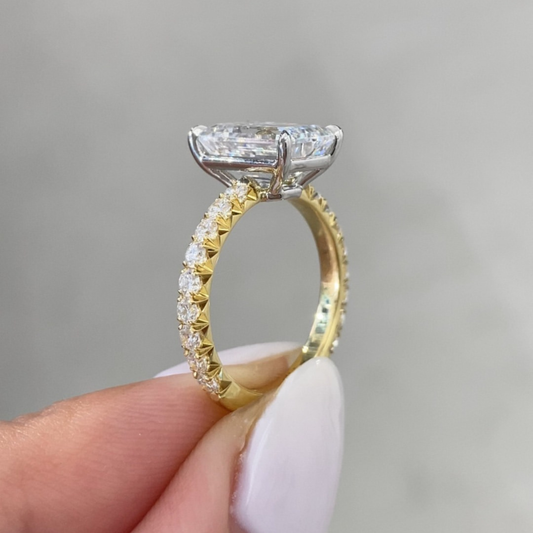 Emerald Moissanite Bridal Ring Set with Pave Band - view 3