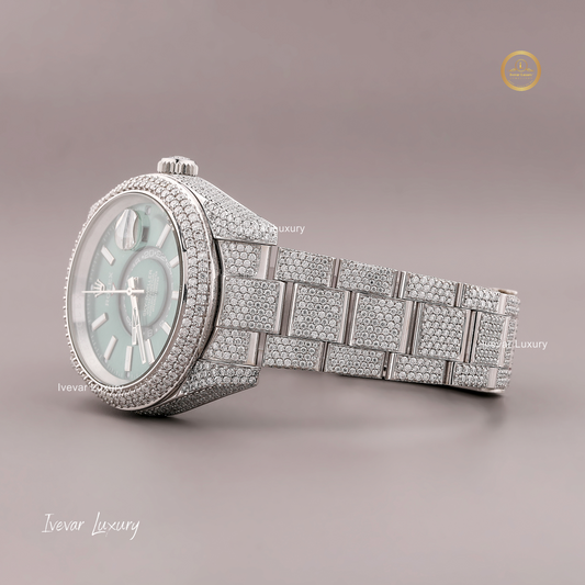 Full Iced Lab-Grown Diamond Premium Watch by Ivevar