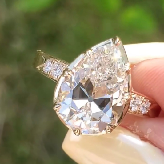 2.00 CT Timeless Pear Cut Moissanite Diamond Engagement Ring With Sparkling Side Diamonds