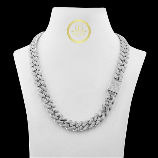 Customizable Moissanite Prong Chain - Luxury Diamond Cuban Link Necklace