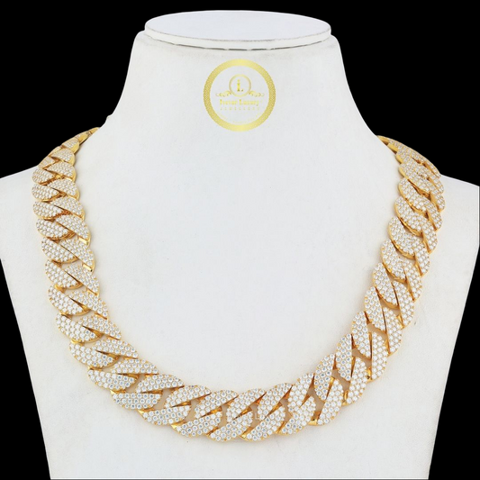 Designer Prong Cuban Chain Necklace - Handcrafted Moissanite Diamond Jewelry