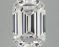 Stunning Of 4.32 CT Emerald Shape D Color VS1 Clarity Lab Grown Diamond For Warm echo