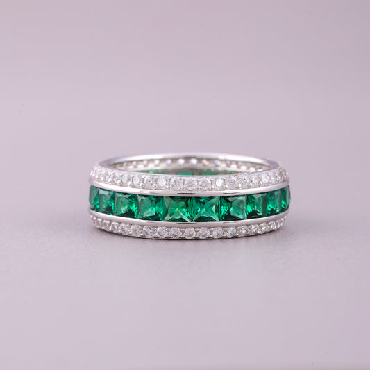 Luxury Cushion Cut Natural Sapphire Diamond Ring by Ivevar Elegant & Timeless