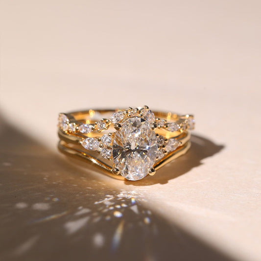 2.50  CT Graceful Oval Cut Lab Grown Diamond Engagement Ring with Matching Curved Band