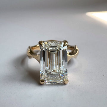 5.50 TCW Classic Lab Grown Emerald Cut Diamond Solitaire Ring with Sculpted Prong Setting For Her