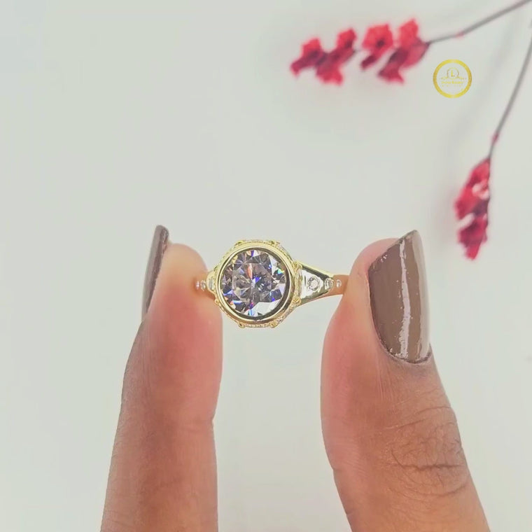 Round Brilliant Halo Ring with Side Stones video