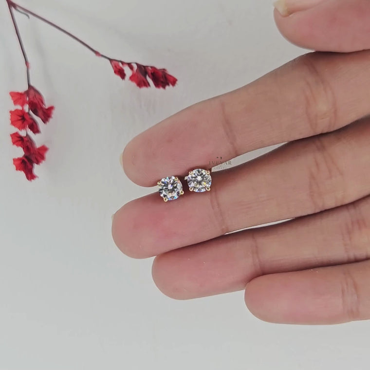 Round Brilliant Cut Classic Solitaire Stud Earrings video