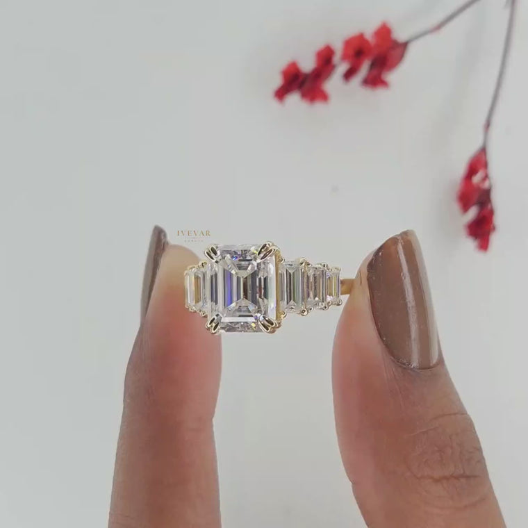 Emerald Cut Seven Stone Ring in Gold video