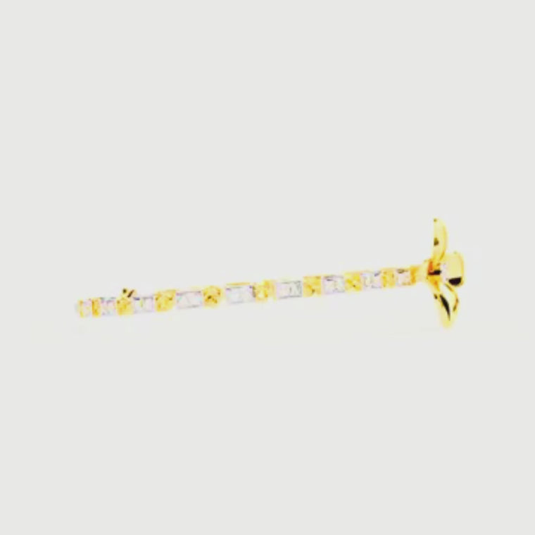 Round Flower Tennis Bracelet with Geometric Links video