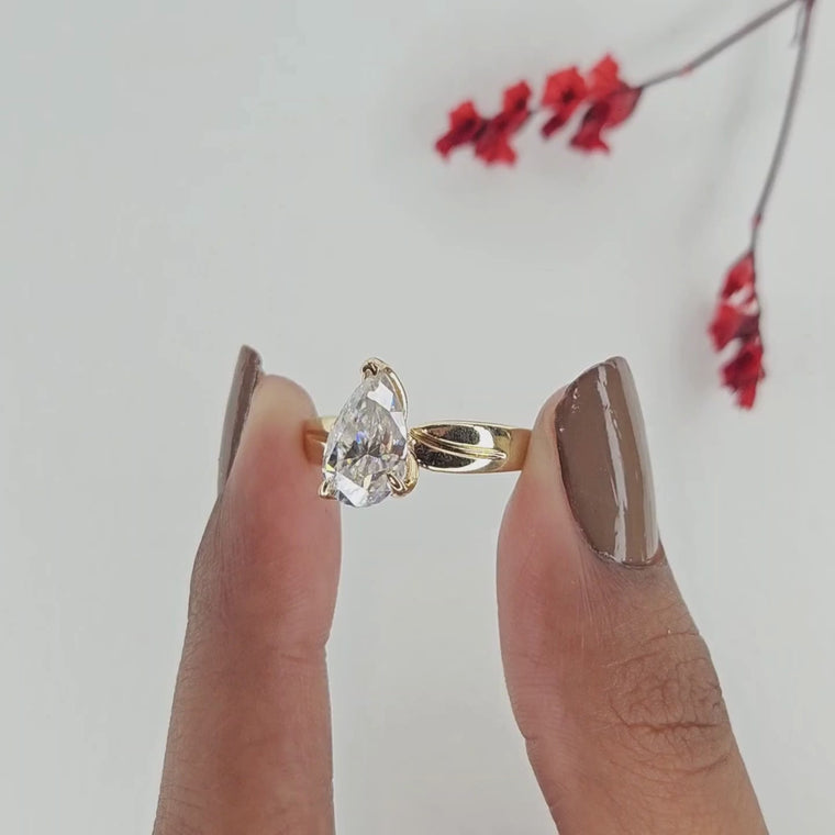 Pear Solitaire Teardrop Engagement Ring video